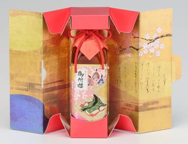 『三年熟成 本みりん 御所櫻』パッケージ