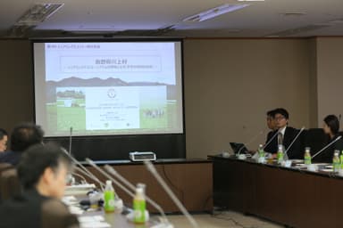 検討会議の様子