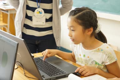 科学とプログラミングを一緒に学ぶ