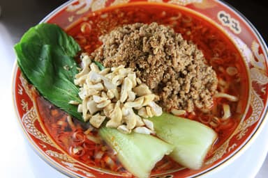 担担麺「黄金の鰹出汁」