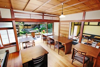 店舗席画像