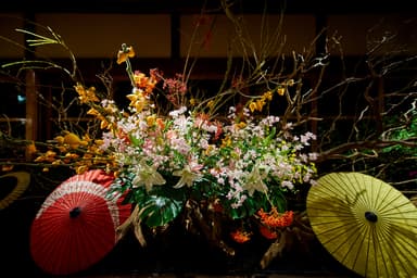 頂上の間　美馬和傘