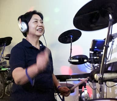 ドラムエクササイズ　67歳女性