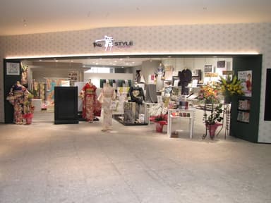 店舗外観 1