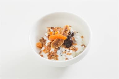 スーパー大麦“腸活”ヨーグルト