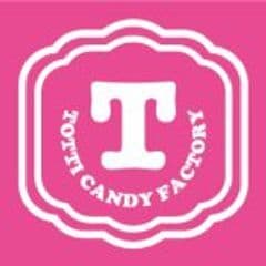 原宿で人気の “巨大カラフルわたがし”のお店
「Totti Candy Factory Shop」が
大阪の名所、道頓堀くいだおれビルに期間限定オープン！！