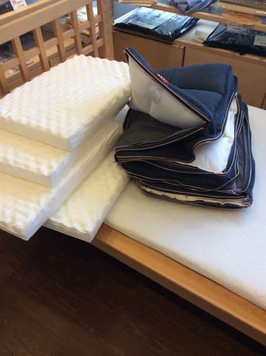 中材を外すと丸洗い可能