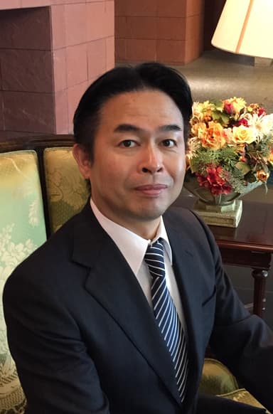 代表取締役