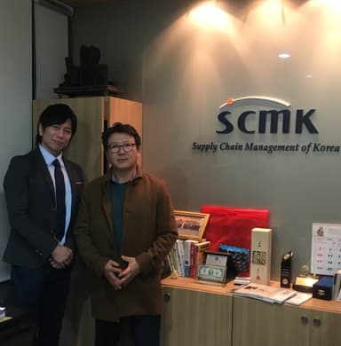 BOARD Software 代表取締役社長の木村 真吾氏(左)とSCMK代表取締役社長の金 東洙氏(右)