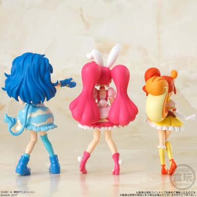 キラキラ☆プリキュアアラモード キューティーフィギュア　背面