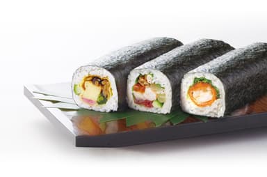 3種のハーフ恵方巻セット　一本1,360円（税込）