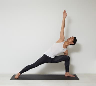 Masaya／YOGA