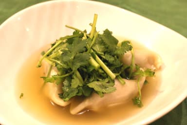水餃子パクチースープ
