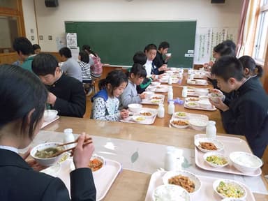 給食風景