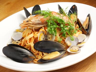 魚介のトマトクリームソース