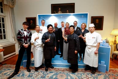 The Dinner_シェフ7名、駐日英国大使夫妻、ウェッジウッド・ジャパン代表取締役社長
