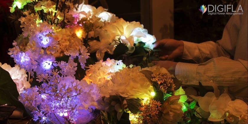 花もIoTの時代！
世界初「デジタルフラワーアレンジメント」の提供開始
～ブライダル、空間デザイン、催し物等の新しい演出に～