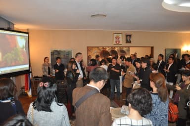 大使館試飲会8