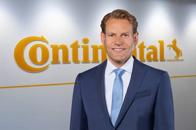 執行役員兼タイヤ部門統括責任者 ニコライ・ゼッツァー