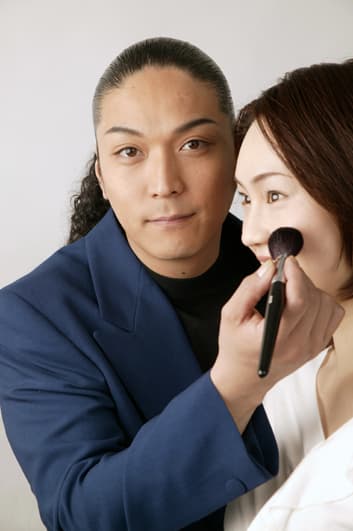 AKIRA氏