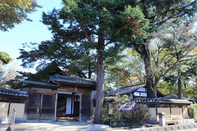 盆栽四季の家