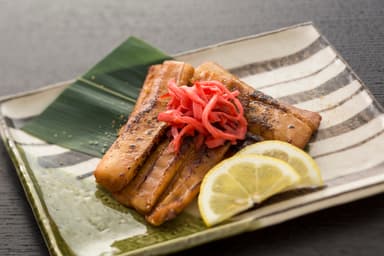 アブラツノザメの蒲焼き