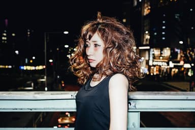 DJ YUI PEACOCK