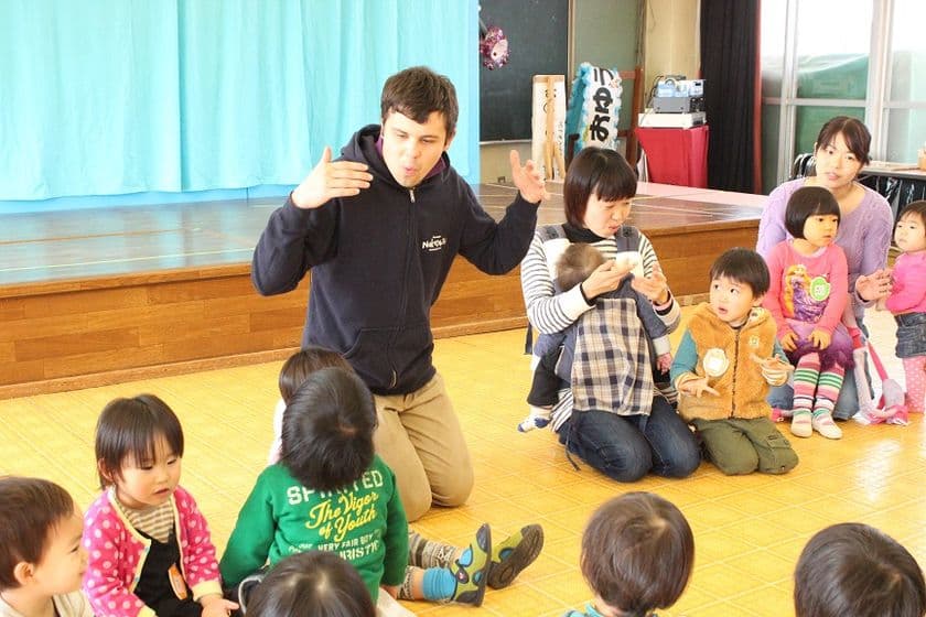母子分離型プレ幼稚園・ネイティブ教師の
オールイングリッシュ2才児クラスを6月から実施