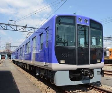 5500系″リノベーション車両″