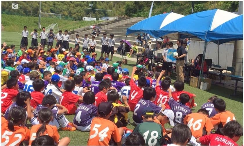 ミニストップは「第１０回 ＦＡＩＲｓｐｉｒｉｔｓ　ＣＵＰ大会」を応援します！
サッカー大会のイベントを通して、フェアトレードの啓発活動を実施