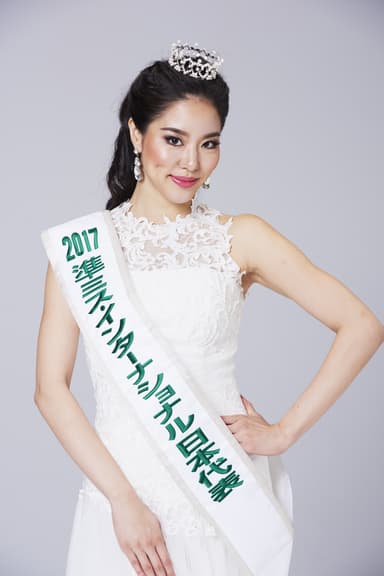 村上麻衣氏