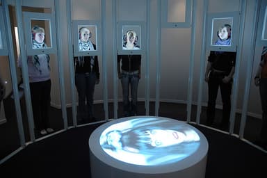 DIALOGUE IN SILENCE 5