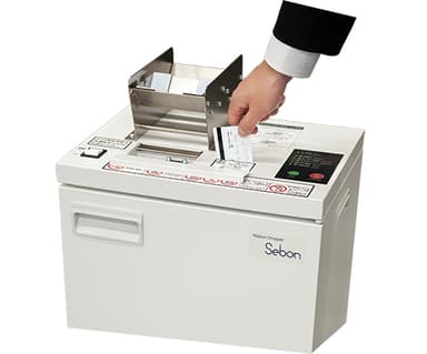 カード投入口