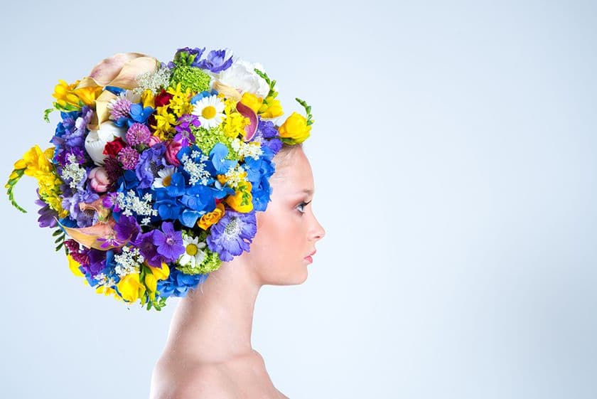 生花で独創的な“ヘッドドレス”を制作する花結い師 TAKAYA
　桂由美のウエディングドレス＆ダンサーとコラボ！
