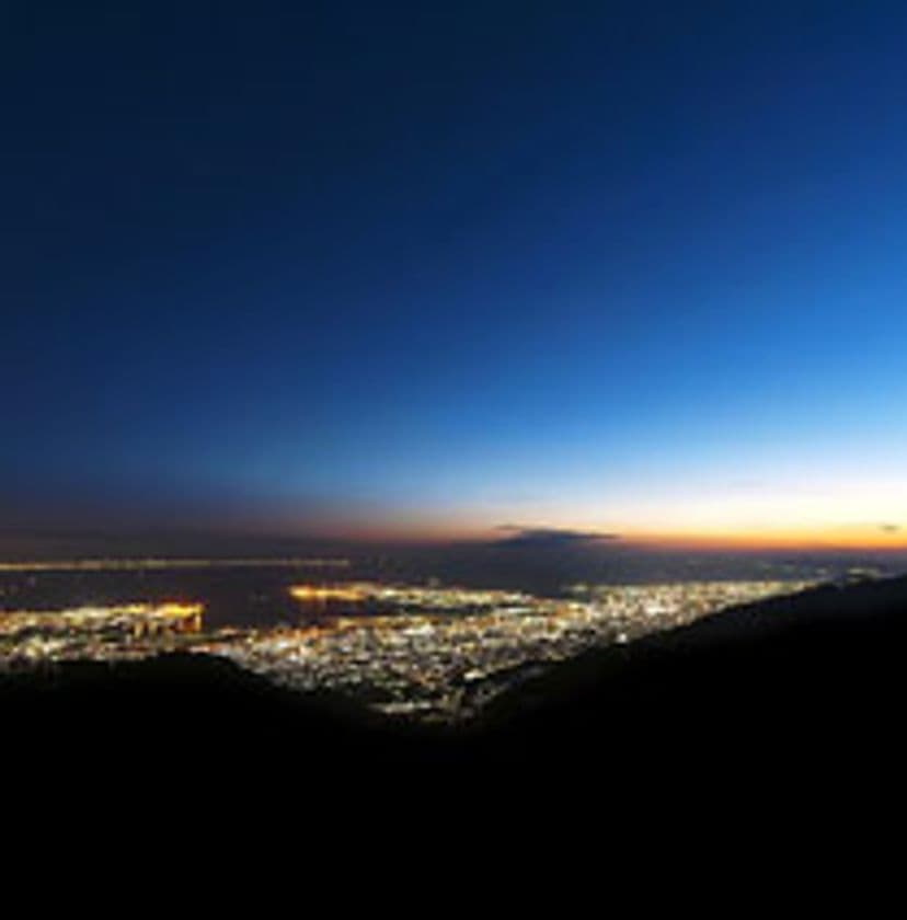 9月23日（土）から全7回開催！
「六甲山1000万ドルの夜景ガイドツアー」