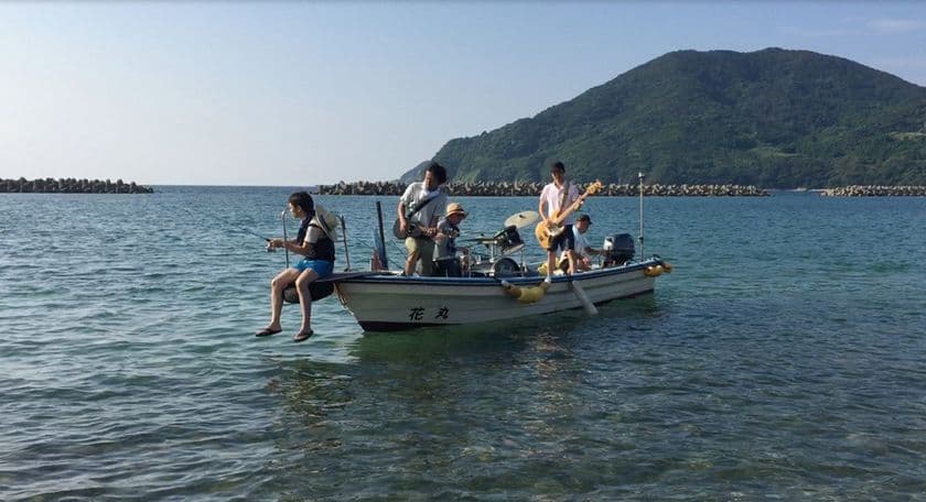 cultra主催シリーズ第13弾　
甑島で自然とアートに触れ、日常へのエネルギーを充電する旅