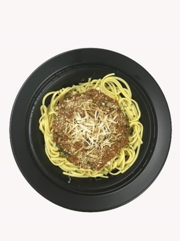 ファミマでライザップ！食物繊維を配合、糖質量を抑えた
「RIZAP　ボロネーゼの生パスタ」など
RIZAP監修商品3種類が新たに販売開始