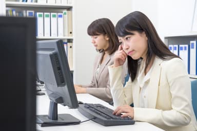 働く女性のイメージ2