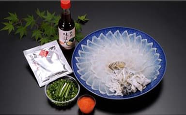 国産とらふく刺身セット