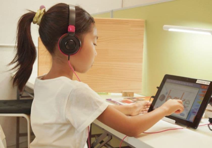 「英語を外国語として学ぶ」子どもたちに向けた
デジタル教材「SMARTree」提供地域をアジア・アフリカへ拡大