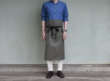 HASHIRA apron オリーブ