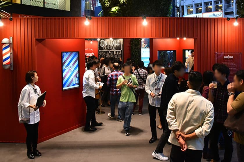 東京で話題となったデュワーズ「BARBER BAR」を大阪で開催
　NY生まれのデュワーズ ハイボールを無料体験