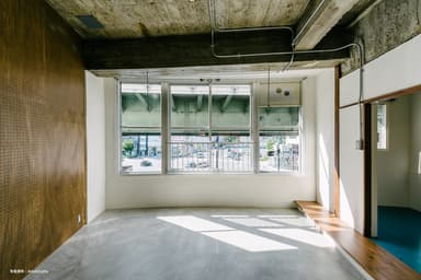 クリエイター向けのアトリエ兼住居としてリノベーション
