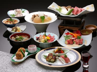 牛づくし会席写真