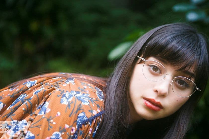 話題のメガネグラビア「ビジョメガネ」
第5弾は女優・モデルとして圧倒的な存在感を放つ
中条あやみが登場！
電子雑誌『デジモノステーション』
2018年1月号 11月25日（土）発売