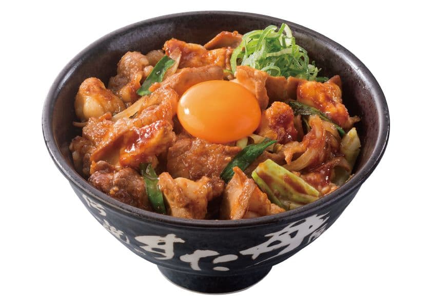 “ご当地”すた丼 第3弾！
「大阪牛ホルモン味噌すた丼」12月1日より全国発売
プリプリのホルモンと柔らかカルビでご飯がすすむ！