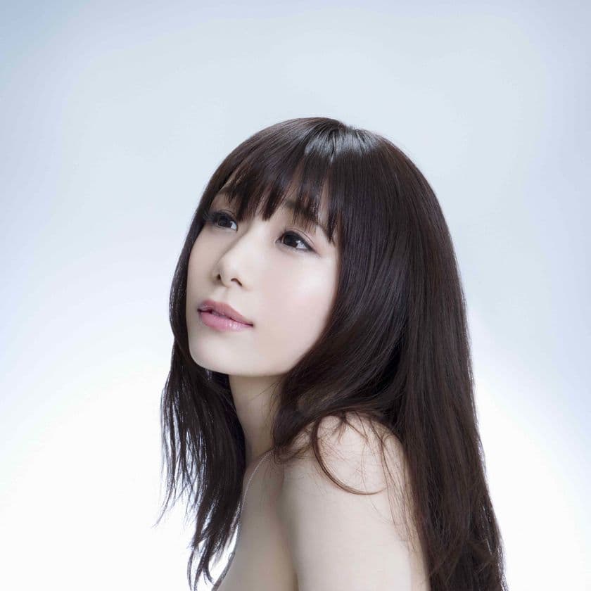音楽ジャンルの枠を超える規格外のヴァイオリニスト・
石川綾子のクラシックアルバムが誕生！