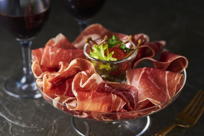 イベリコ豚専門店「IBERICO-YA」のギフトセットが
お祝い時に送りたいギフト1位を獲得