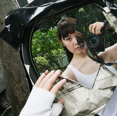 『私と左手の肖像』