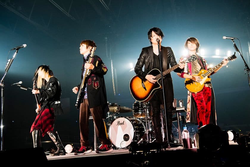 【MUSIC ON! TV（エムオン!）】
M-ON! LIVE GLAY
「GLAY ARENA TOUR 2017 “SUMMERDELICS”」
放送直前！
ツアーファイナル 愛知・日本ガイシホール公演
の模様をライブレポート！